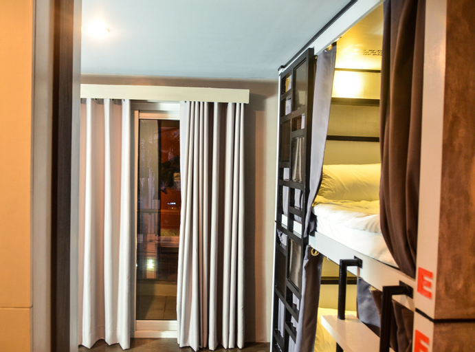 Bedroom 12