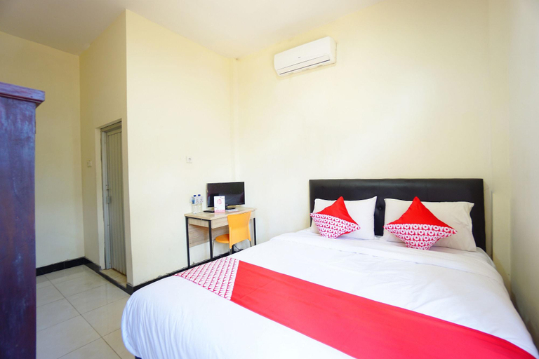Bedroom 3, OYO 1292 Lieke Residence, Manado
