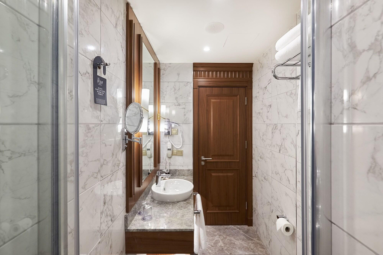 Bathroom 5, Aspera Hotel Golden Horn, Beyoğlu