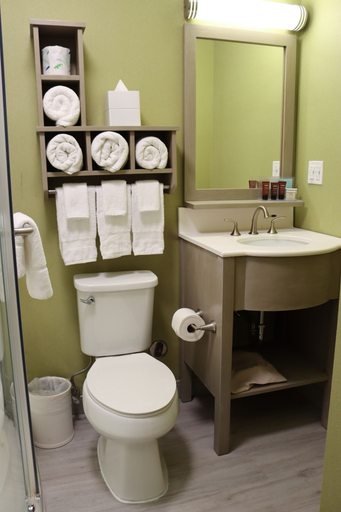 Bathroom 4, Claremont Hotel, Miami-Dade