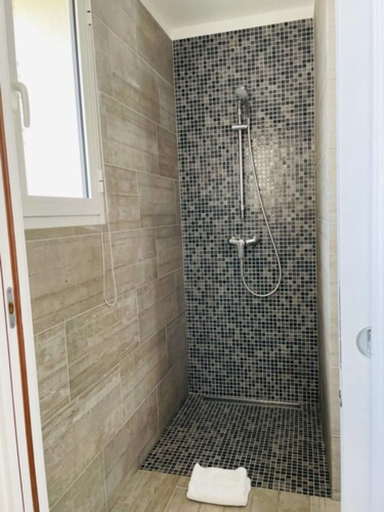 Bathroom 3, Hôtel Résidence Licetto, Corse-du-Sud