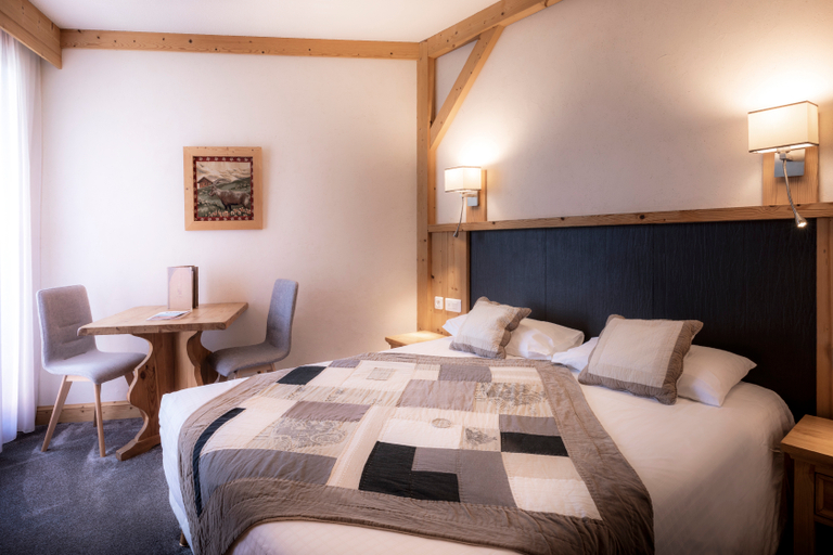 Bedroom 3, Logis Hôtel le Littoral, Haute-Savoie