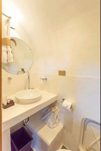 Bathroom 4, Santo Cielo by Casa Santo Domingo, Antigua Guatemala