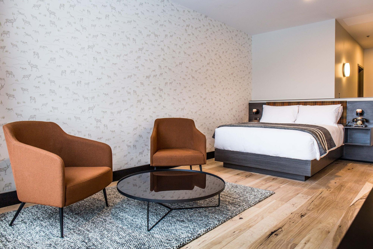 Bedroom 3, Hew & Draw Hotel, Division No. 5