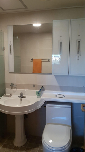 Bathroom 4, Sungsan Woori House Pension, Seogwipo