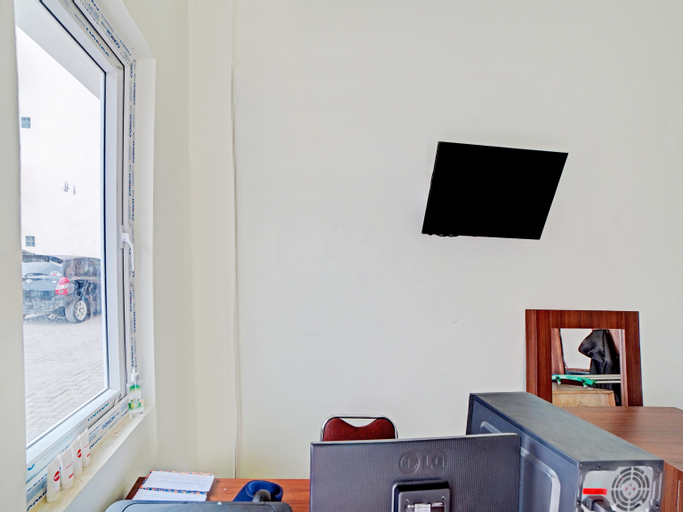 Public Area 5, OYO 90500 Teratai Residence, Medan