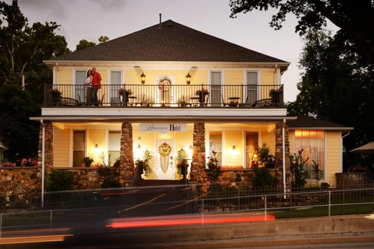 Exterior & Views