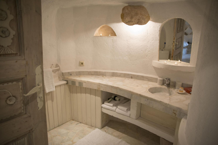 Bathroom 5, Les Maisons de Cappadoce, Nevşehir