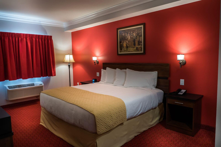 Bedroom 4, Skyline Hotel & Casino, Clark