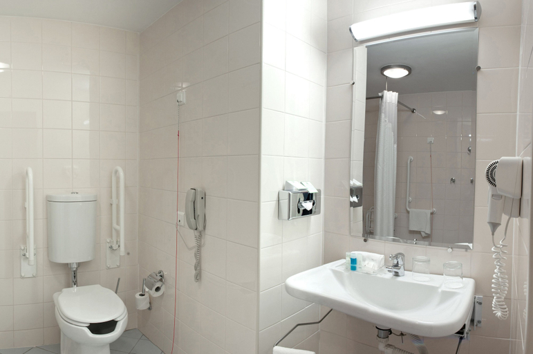 Bathroom 4, Lesnaya by Safmar, Northern