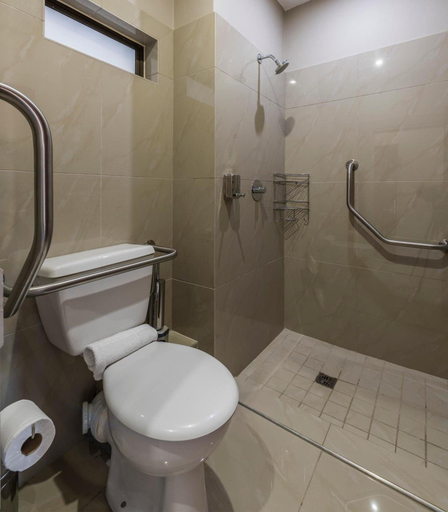 Bathroom 4, Springbok Inn by Country Hotels, Namakwa