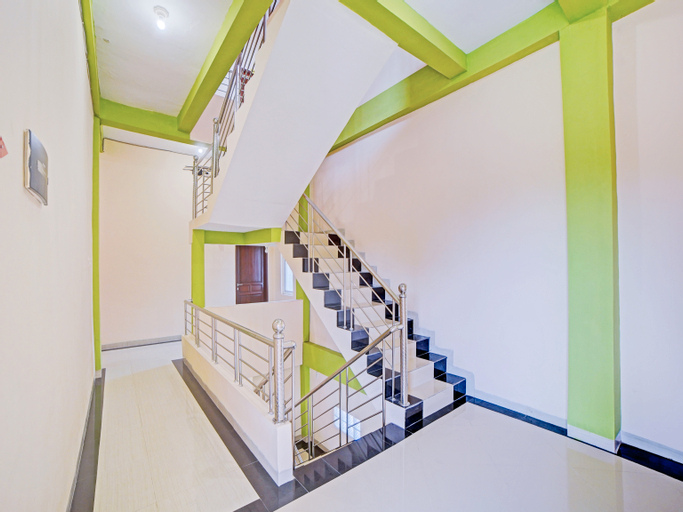 Public Area 2, OYO 90500 Teratai Residence, Medan