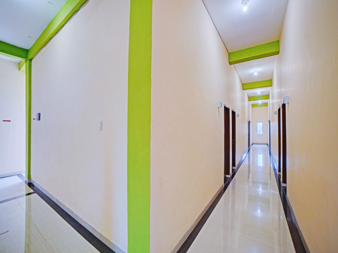 Public Area 4, OYO 90500 Teratai Residence, Medan
