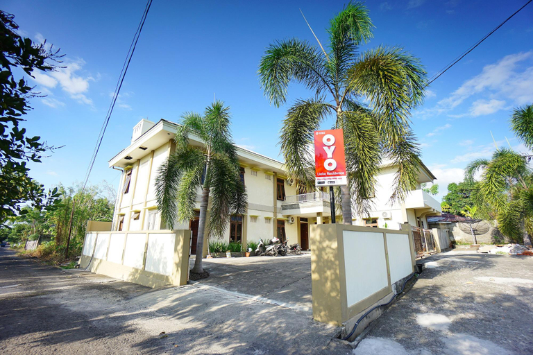 Exterior & Views 1, OYO 1292 Lieke Residence, Manado