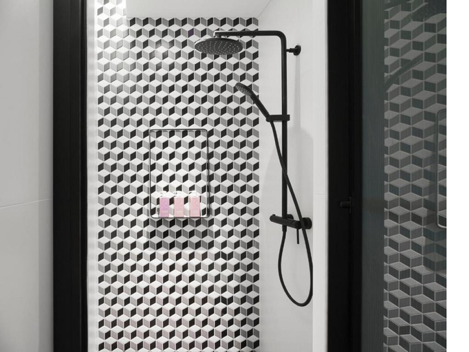 Bathroom 27