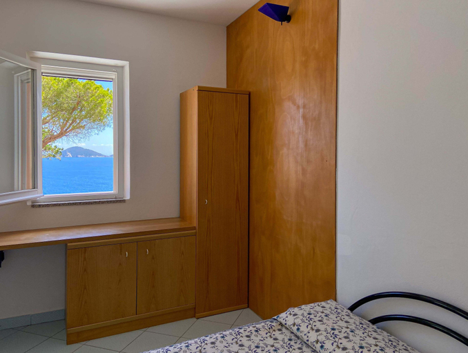 Bedroom 4, Intur Residence, Livorno