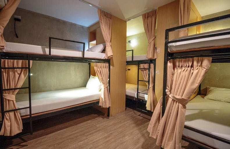 Bedroom 25