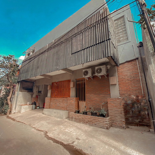 Holistic Pod Hostel, Badung