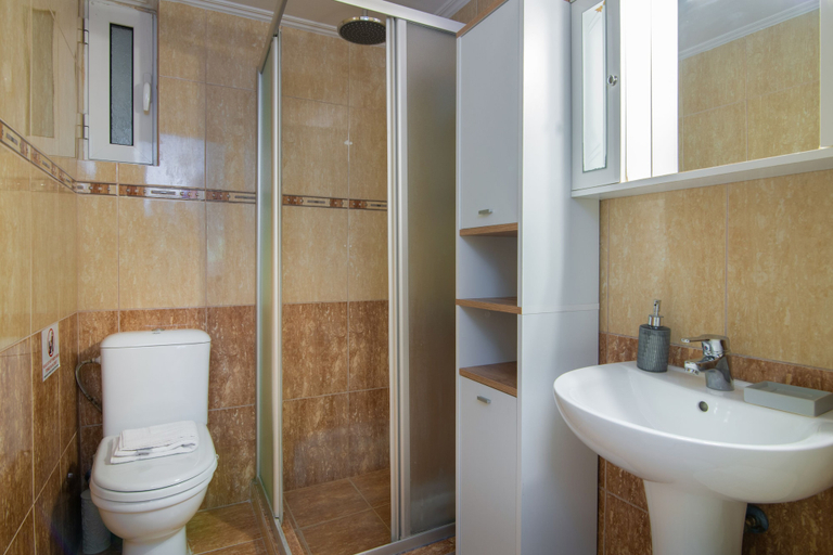 Bathroom 5, ruvelis villa, Ionian Islands