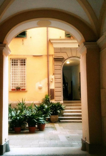 Exterior & Views 2, Babyface, Rome
