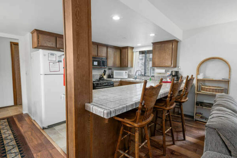 Others 5, Summit X-ross Roads Condo, San Bernardino