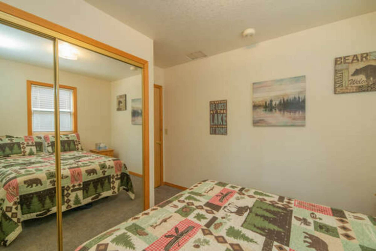 Bedroom 2, Krauts Hacienda, San Bernardino