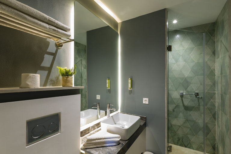 Bathroom 3, AppartHotel Atrani, Marrakech