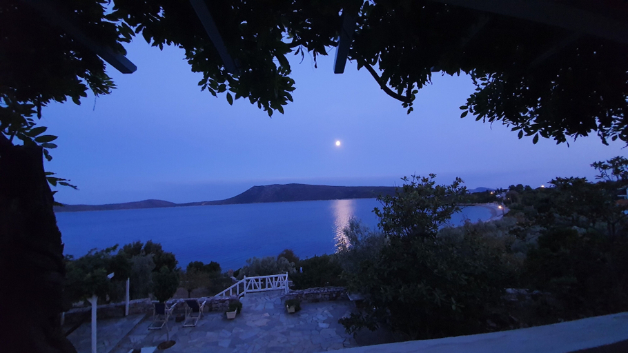 Others 5, Casa Kalypso, Thessaly