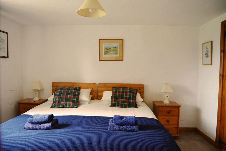 Bedroom 2, Kiri Cottage Hawkridge, Somerset