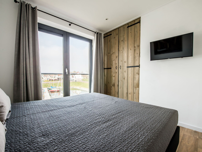 Bedroom 2, holiday home in Kamperland, Noord-Beveland