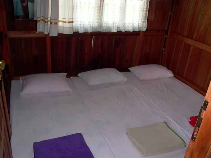 Bedroom, 9 Pakis Villa Kayu, Subang