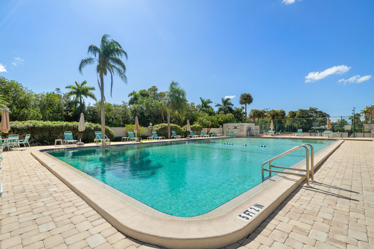 Sport & Beauty 3, Anchorage Resort, Sarasota