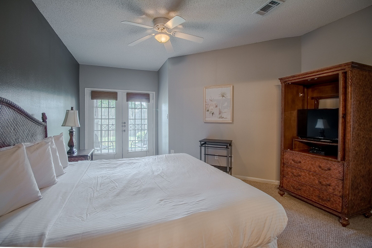Bedroom 3, Legacy Villa 302, Harrison