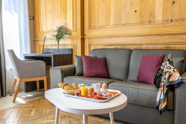 Bedroom 4, Les Jardins de Saint-Cloud, Hauts-de-Seine