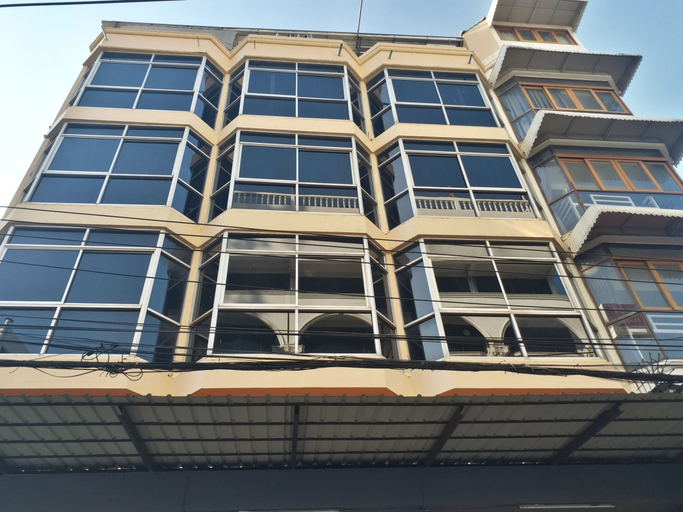 Exterior & Views 2, Pratunam Family House, Ratchathewi