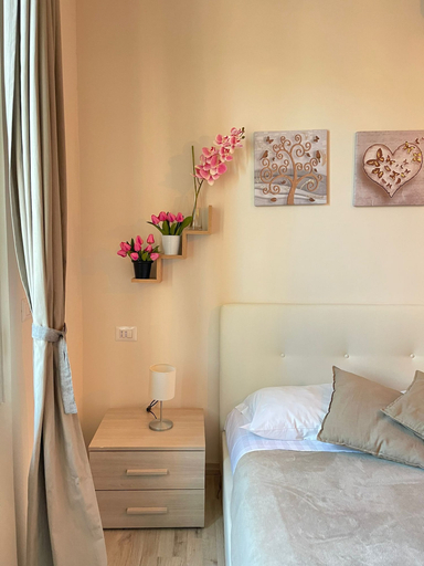 Bedroom 4, Casa Tua Gracchi, Rome