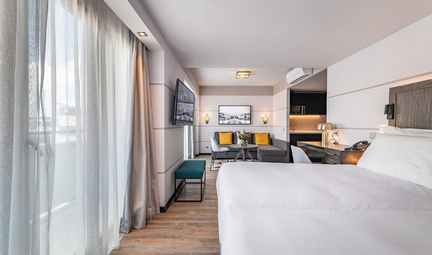Bedroom 18