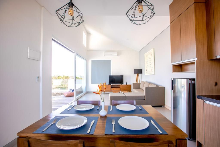 Dining Room 4