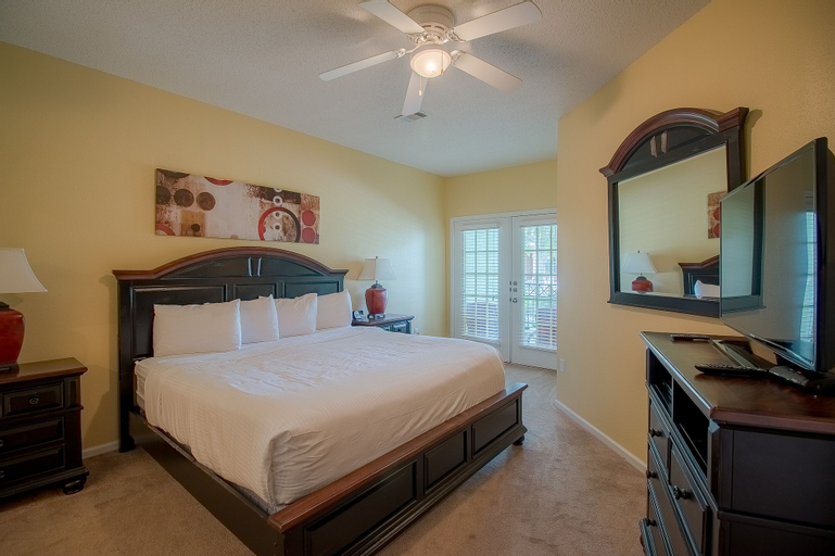 Bedroom 2, Legacy Villa 1702, Harrison