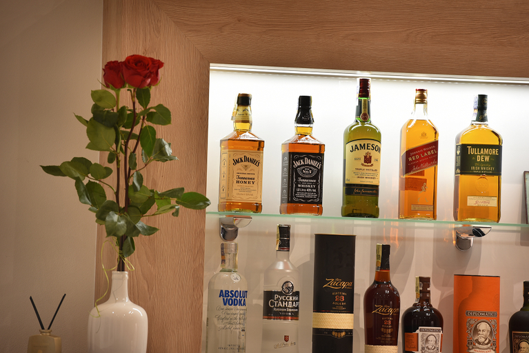 Food & Drinks, Prague Season, Praha 2