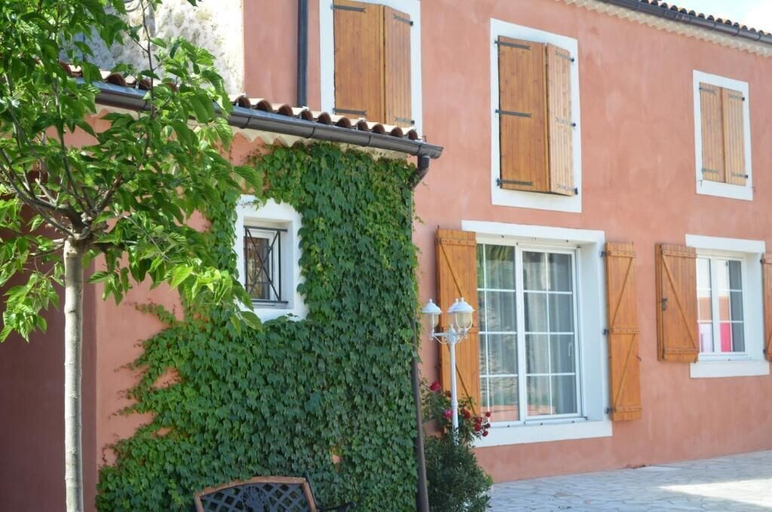 Exterior & Views 2, Aux Berges du Canal, Hérault