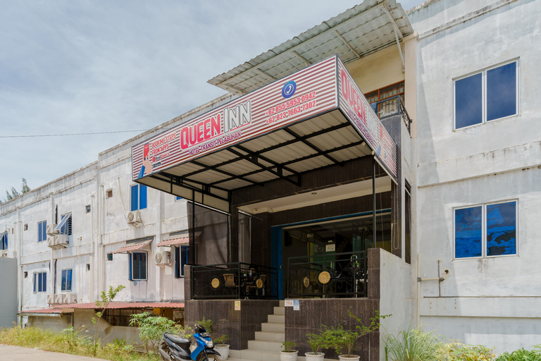 Exterior & Views 1, Queen Inn Batam RedPartner, Batam