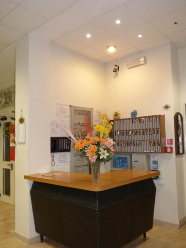 Public Area 2, Consul, Rimini
