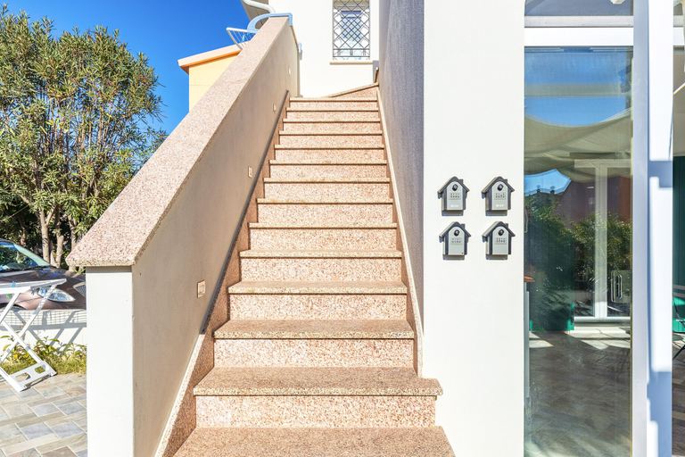 Exterior & Views 2, Acquazzurra Affittacamere, Ogliastra