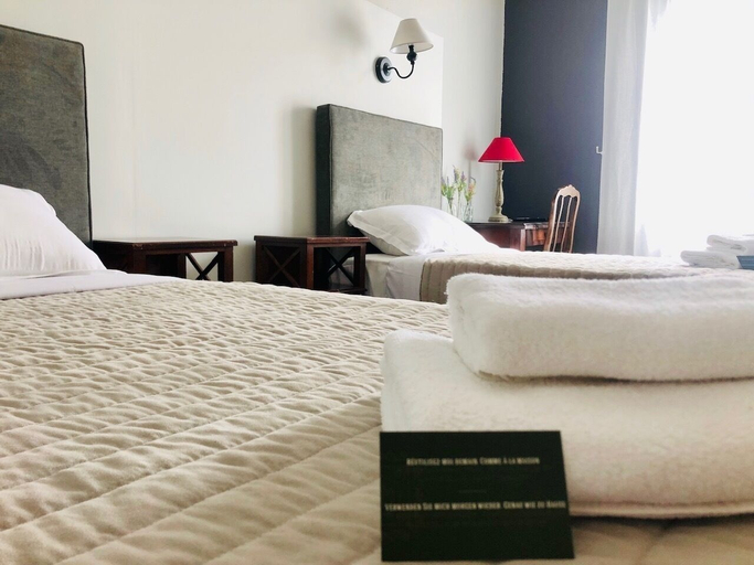 Bedroom 3, Hôtel Le Cro-Magnon, Dordogne