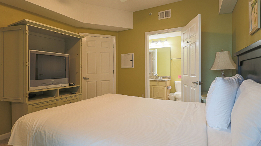 Bedroom 3, Legacy II 203 Deluxe, Harrison