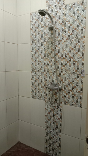 Bathroom 5