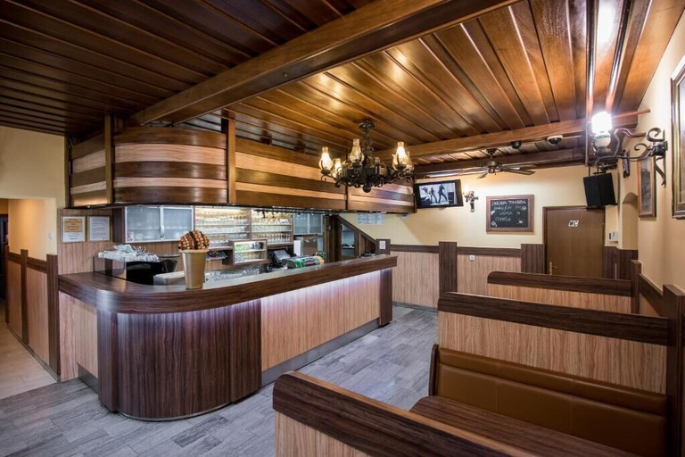 Food & Drinks 5, Gostisce Ulipi, Zrece