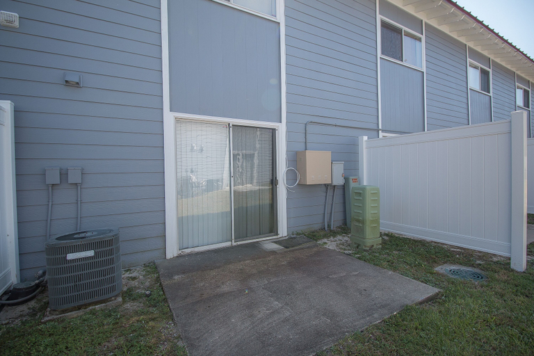 Exterior & Views 2, Oak Shores 93, Harrison