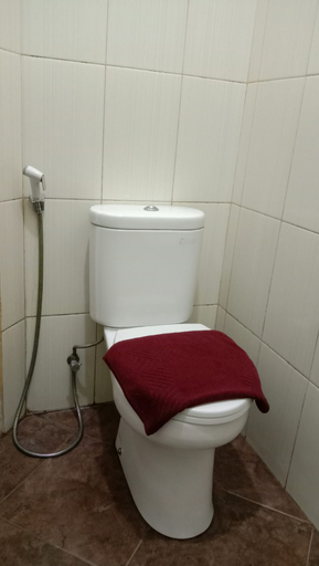 Bathroom 8
